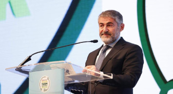 Bakan Nebati grafiklerle açıkladı: Yüzde 85’te yüzde 13’e düştü