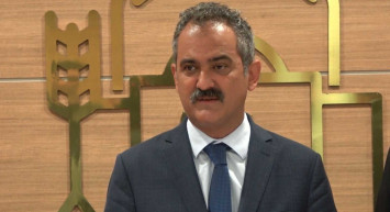 Bakan Özer'den LGS açıklaması: Kovid-19 sonrası öğrencilerimiz maskesiz şekilde sınava girecekler