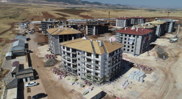Bakan Özhaseki duyurdu: Adıyaman’daki konutlar Kasım’dan itibaren teslim edilecek