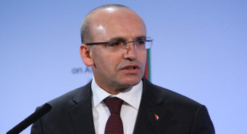 Bakan Şimşek’in kumpir keyfi: Geldi ve sırasını bekledi