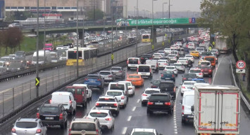 Bakan Şimşek’ten araç sahiplerini ilgilendiren açıklama: 2024’te ek MTV olacak mı?