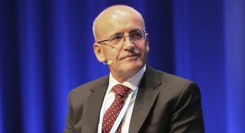 Bakan Şimşek’ten cari açık mesajı: Yıl sonunda tekrar düşüş bekliyoruz