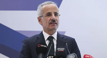 Bakan Uraloğlu'dan müjdeli haber: “Emeklilere trenlerde yüzde 10 indirim!"