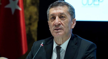 Bakan Ziya Selçuk Basın Mensuplarıyla Bir Araya Geldi