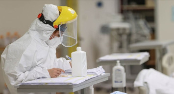 Bakanlık açıkladı: Haftalık koronavirüs rakamları belli oldu