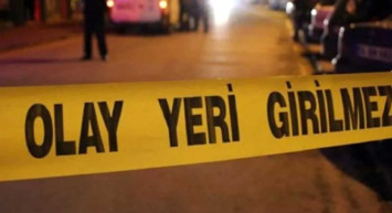 Balıkesir Bandırma'da şüpheli ölüm: 48  yaşındaki müzik öğretmeni evinde ölü bulundu