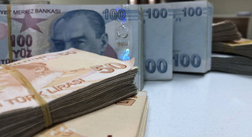 Bankalar mevduat faizlerini rekor seviyelere çekti: 200 bin liranın getirisi dudak uçuklattı