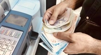 Bankalardan promosyon yarışı: Emekliler karlı çıkacak! 2022 en yüksek promosyon veren bankalar