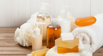 Banyo hakkında doğru bildiğimiz yanlışlar! Bu 11 kritik ürünü banyoda saklamayın…