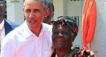 Barack Obama’nın Müslüman Büyükannesi Hayatını Kaybetti