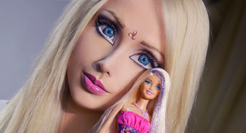 Barbie bebek olmak için estetisyenlerin kapısı arşınlanıyor!