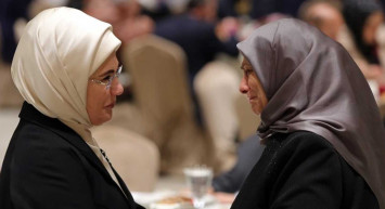 Başak Cengiz'in annesi Beyhan Cengiz'den duygulandıran sözler: Emine Erdoğan'la göz göze ağlaştık