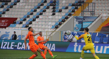 Başakşehir Erzurumspor'u Yenmeyi Başardı