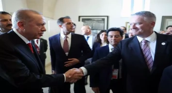 Başkan Erdoğan, G7 Zirvesi'nde! BAE Devlet Başkanı İle Bir Araya Geldi!