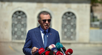 Başkan Erdoğan’dan dikkat çeken esir takası açıklaması: ‘Putin'in ısrarla üzerinde durduğu ismi gönderdik’