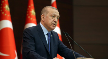 Başkan Erdoğan'dan İstiklal Marşı'nın kabulünün yıl dönümü'nde önemli mesaj: Kardeşliğimizin çimentosudur