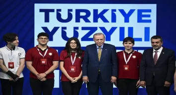 Başkan Erdoğan'dan Türkiye Yüzyılı Maarif Modeli Tanıtım Programı'nda önemli açıklamalar