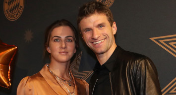 Bayern Münih'in Yıldızı Thomas Müller'in Manchester United'a Transferine Eşi Engel Olmuş!