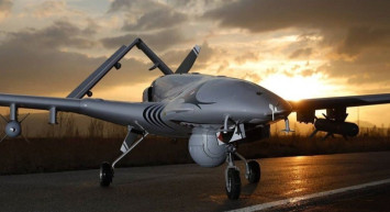 Bayraktar TB2’nin bir başarısı daha yolda: NATO kurucusu olan ülke ile görüşmeler başladı