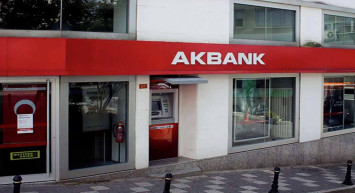 Bayram ikramiyelerinin yanı sıra hesaplara 1750 TL ödeme yapıldı! SSK, Bağkur ve Emekli Sandığından emekli olanlar paraya para demicek! Akbank'ın başlattığı promosyon şartları belli oldu