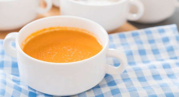 Bebekler için çorba nasıl yapılır? Ek gıdaya geçen bebekler için çorba tarifi  7-9 ay arası bebekler için bulgurlu sebze çorbası tarifi