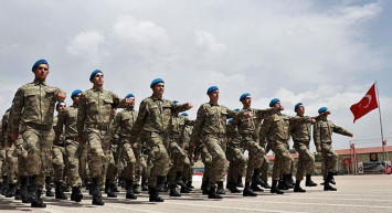 Bedelli askerlik ücreti ne kadar olacak? AK Parti'den bedelli açıklaması: 550 bin kişiye bedelli düzenlemesi geliyor