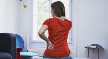 Bel ağrısı neden olur, nasıl geçer? Bel ağrısını hafifleten çözümler