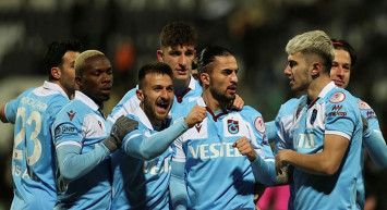 Belçika ekibi Genk, Trabzonspor'dan Enis Destan'ı transfer etmek istiyor!