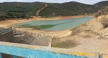 Belediye Başkanı uyardı: 2,5 aylık suyumuz kaldı! Tedbirlere uymayanlara  para cezası verilecek