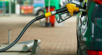 Benzin Kokusu Nasıl Temizlenir?