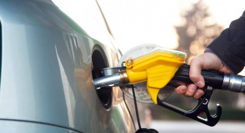 Benzin ve motorine indirim geldi mi, ne zaman gelecek? Akaryakıt fiyatları bugün ne kadar oldu? 12 Mart 2024 güncel akaryakıt fiyatları