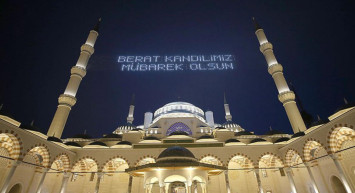 Berat Kandili kutlama mesajları: En güzel resimli Kandil tebrik sözleri kısa uzun