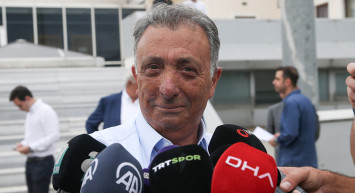 Beşiktaş Başkanı Ahmet Nur Çebi, TFF’nin almış olduğu yerli oyuncu kararını desteklemediğini söyledi. TFF’ye farklı bir öneride bulundu