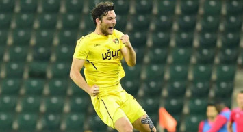 Beşiktaş Süper Lig'e yükselme başarısı gösteren İstanbulspor'un oyuncusu Emrecan Uzunhan'ı transfer etmek istiyor!