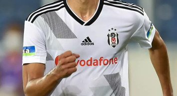 Beşiktaş ve Galatasaray'ın transfer etmek istediği Mohamed Elneny Arsenal'de kalmak istediğini açıkladı