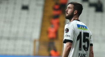 Beşiktaş'ın yıldızı Miralem Pjanic Galatasaray derbisinde oynayacak mı? Futbolcunun son durumu belli oldu!
