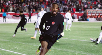 Beşiktaşlı Cyle Larin Kanada Milli Takım Formasıyla Şov Yapıyor!