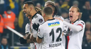 Beşiktaş'ta Fenerbahçe Maçının Kahramanı Olan Josef de Souza'ya Jest Geldi!