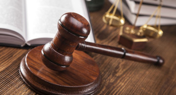 Beşiktaş'ta sokak ortasında cinsel ilişkiye giren şahıslara ev hapsi kararı verildi!