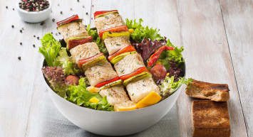 Besinler İlacınızdır! Somonlu Salata Tarifi, Somonlu Salata Nasıl Yapılır?