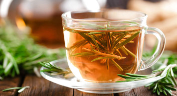 Biberiye çayı neye iyi gelir, nasıl yapılır? Meme kanseri riskini azaltan biberiye çayının faydaları
