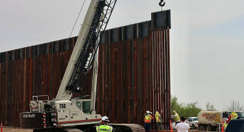 Biden ile Teksas Valisi karşı karşıya: ABD’de dikenli tel gerilimi büyüyor