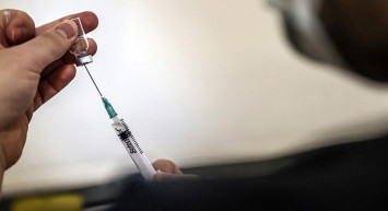 Bilim Kurulu Üyesinden TURKOVAC Hakkında Önemli Açıklamalar: Antikor Seviyesini Hızla Yükseltiyor