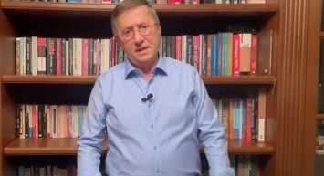 Küfür Skandalı İle Gündeme Gelen Lütfü Türkkan Bir Rezilliğe Daha İmza Attı! 