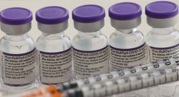 BioNTech Pfizer Açıkladı: Omicron Varyantına Özel Aşı İçin Denemelere Başladık!