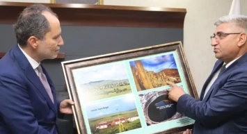 Bir belediye başkanı daha istifa etti