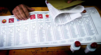 Bir parti daha elendi: 31 Mart'taki Mahalli İdareler Genel Seçimleri'ne katılmama kararı alan parti sayısı yükseliyor!