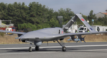 Bir yıl ara ile Bild gazetesinin manşeti! Karabağ için; Erdoğan’ın katil Droneları Ukrayna için; Umudun silahı