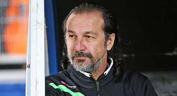 Bir zamanlar Fenerbahçe ve Beşiktaş formasını terleten Yusuf Şimşek, Isparta 32 Spor'un teknik direktörü oldu!
