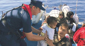 Bir Zamanlar Mülteciyken Şimdi Mültecilerin Hayatını Kurtarıyor!